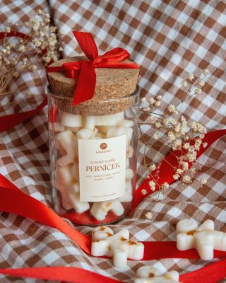 Zahřejí domov stejně jako hrnek horkého kakaa a vůně čerstvě upečených perníčků 🥧✨🤎. Kombinace anýzu, javorového sirupu,...